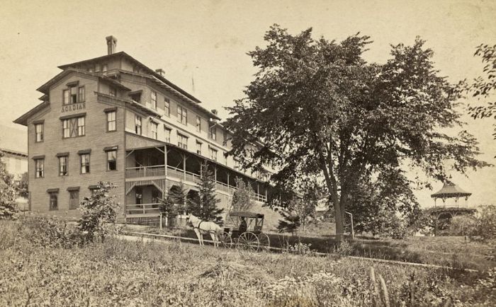 Lecture with Jerry Magnifico: \\\"Lost Architectural Gems of Old Castine\\\"